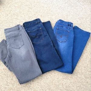 3 pairs of Santana Jeans